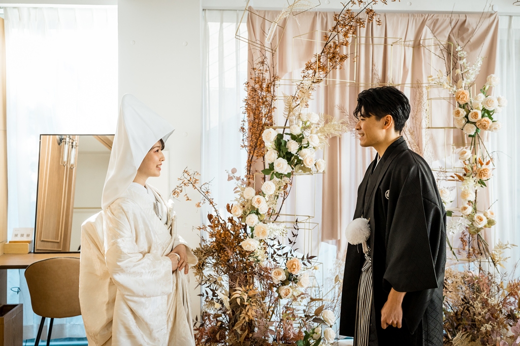 Capture the excitement of the first meet on film.