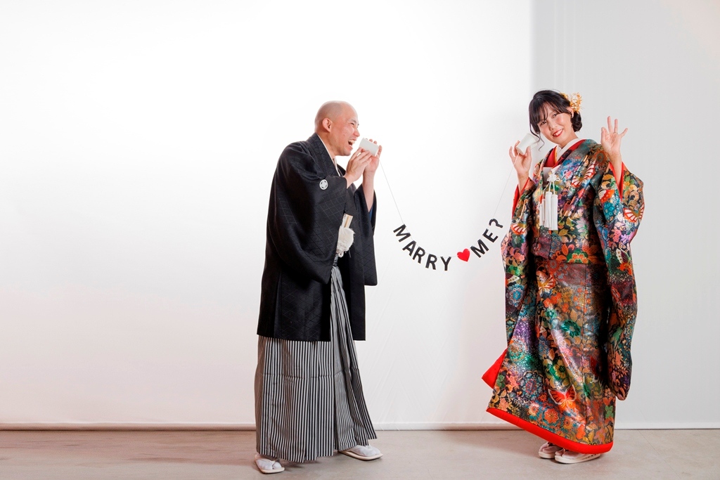 Photo wedding in gorgeous colored Uchikake!