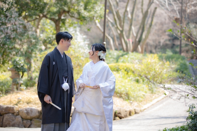 A traditional Japanese wedding at Kuragi Park, surrounded by nature♡