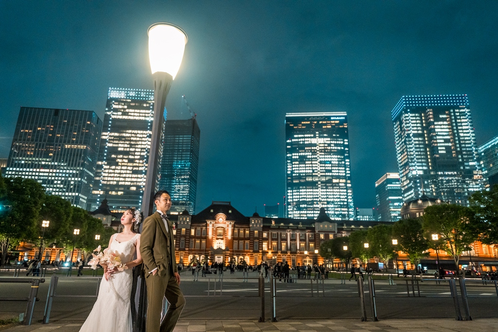 “Is this Europe?” A Cinderella Photoshoot Awakens at Tokyo Station!