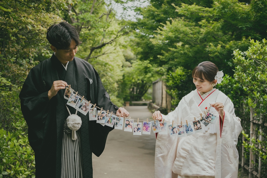 Shooting of white kimono at the royal and very popular Tokugawa-en Garden