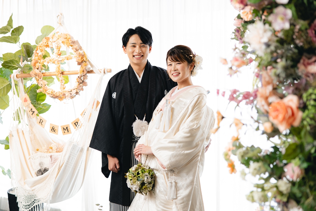 Pre-Wedding Photoshoot Bringing Out the Full Beauty of Kimono in an Extraordinary Space Studio Photoshoot