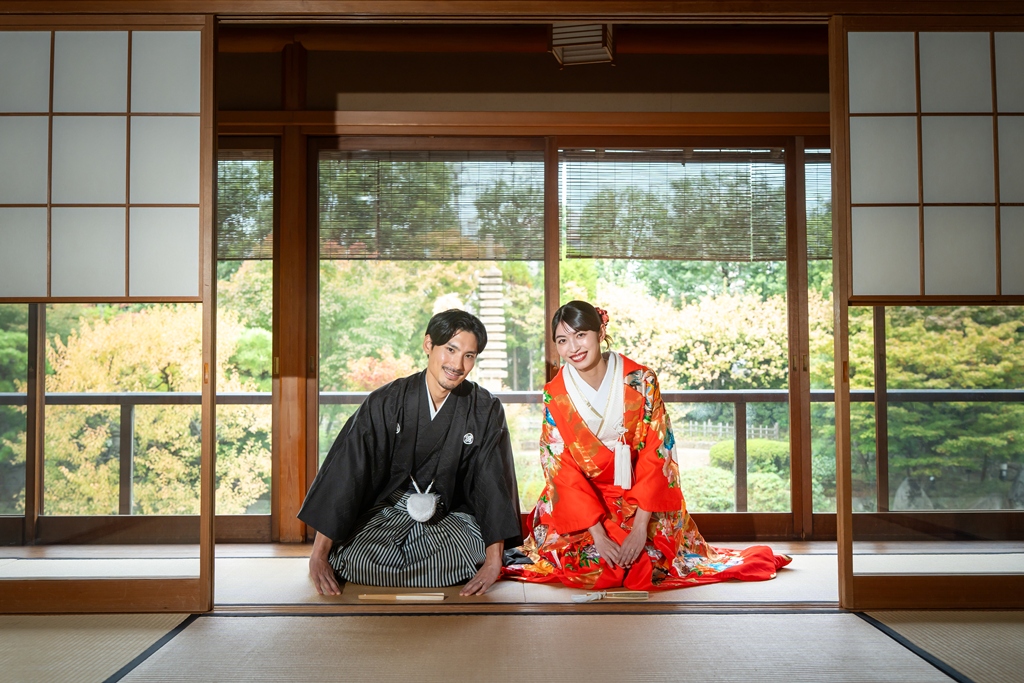 For a Couple Who Loves a Calm and Refined Atmosphere. Traditional Attire Photos at Mejiro Garden