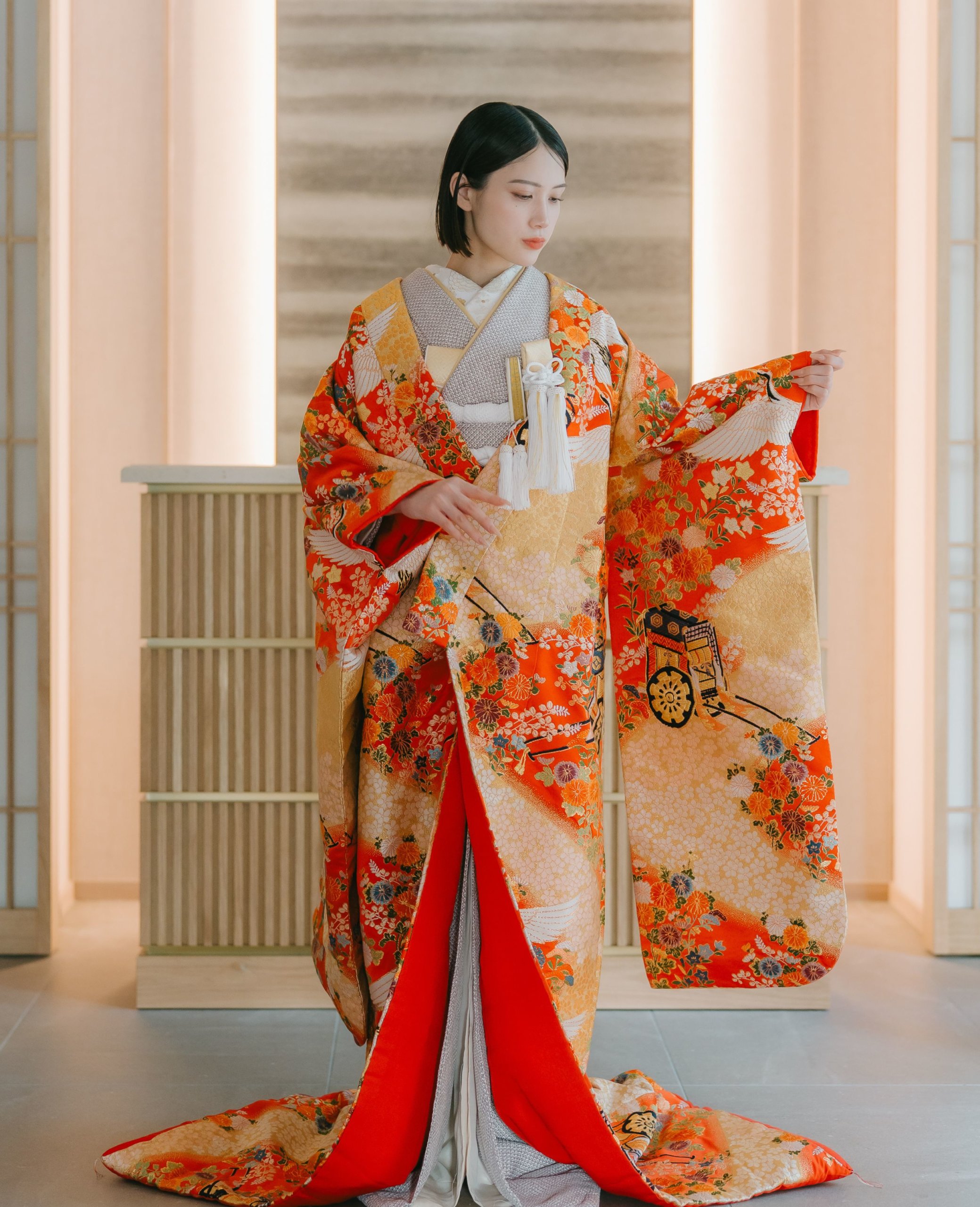 Flower Carriage style irouchikake (coloured wedding kimono) (AS04): available at our Tokyo St. studio for a pre-wedding photoshoot in Japan.