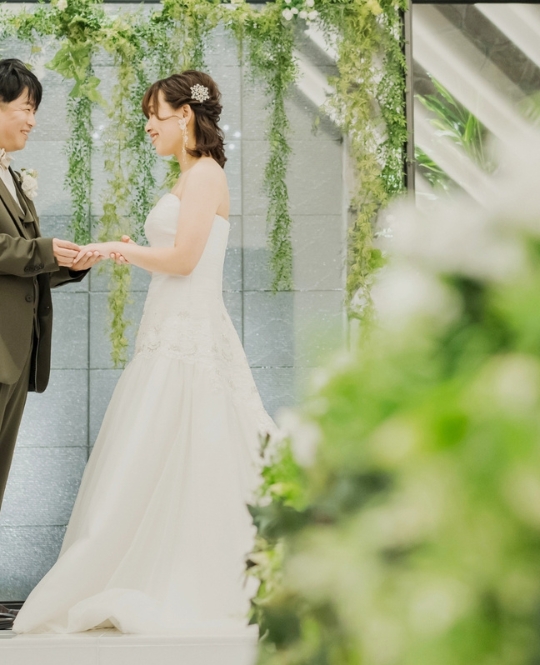 Soft Mermaid Line style wedding dress (AB05): available at our Tokyo St. studio for a pre-wedding photoshoot in Japan.