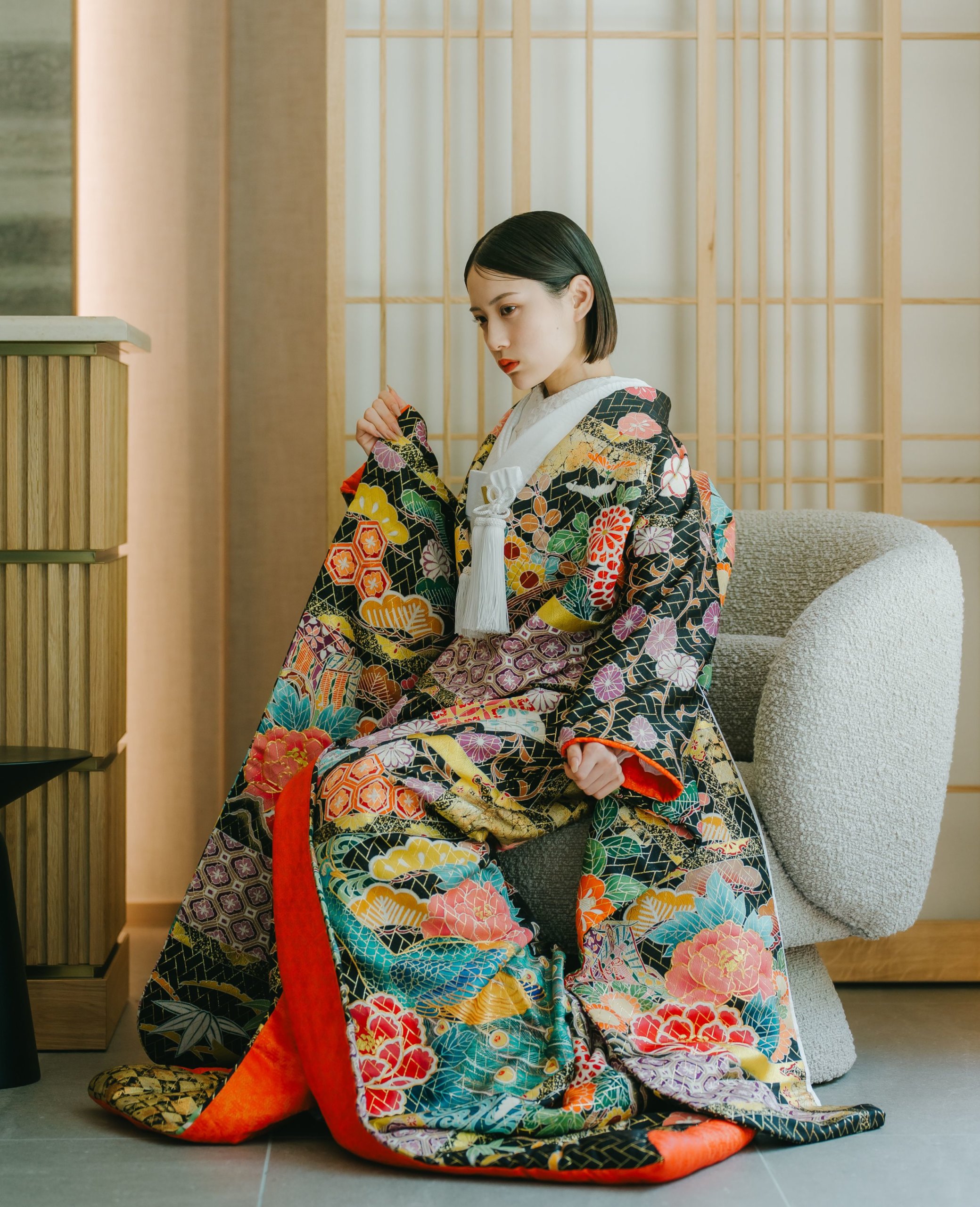 Artful Blossom style irouchikake (coloured wedding kimono) (AR05): available at our Tokyo St. studio for a pre-wedding photoshoot in Japan.