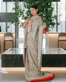 Brocade Colour style irouchikake (coloured wedding kimono) (AS06): available at our Tokyo St. studio for a pre-wedding photoshoot in Japan.