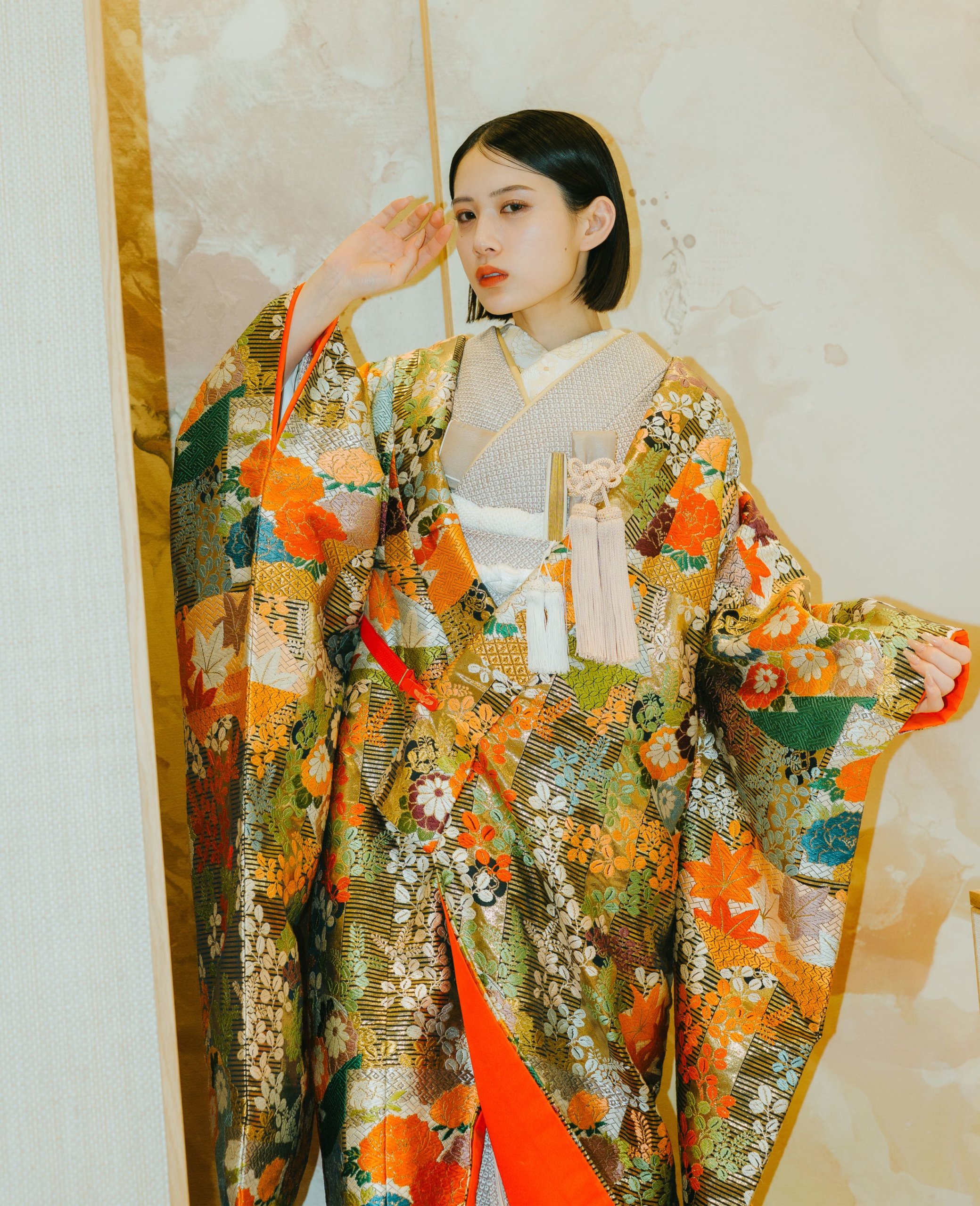 Lustrous Blossom style irouchikake (coloured wedding kimono) (AS05): available at our Tokyo St. studio for a pre-wedding photoshoot in Japan.