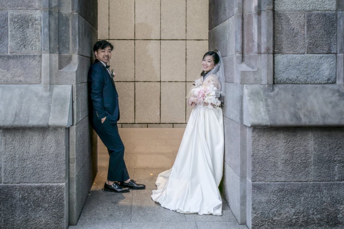 An Emotional City Photo Wedding in the Heart of Marunouchi, Tokyo