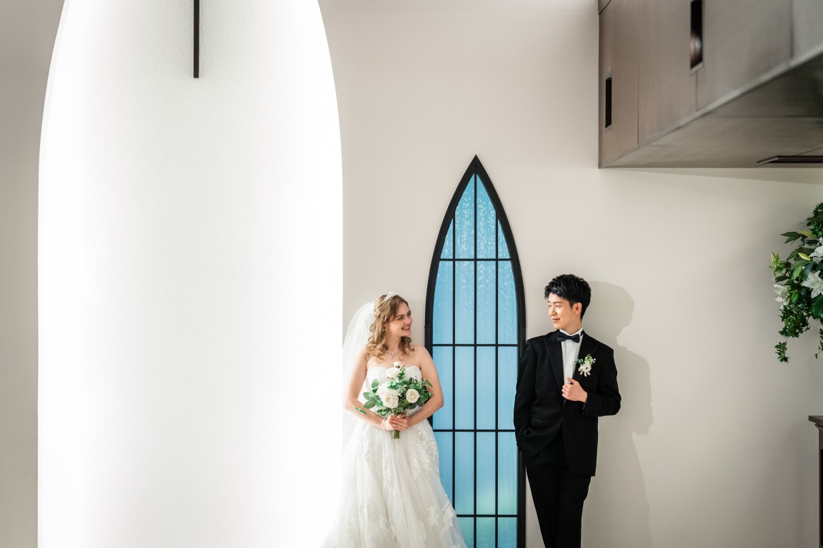 A moment of love united in quiet prayer at Santa Chiara Church