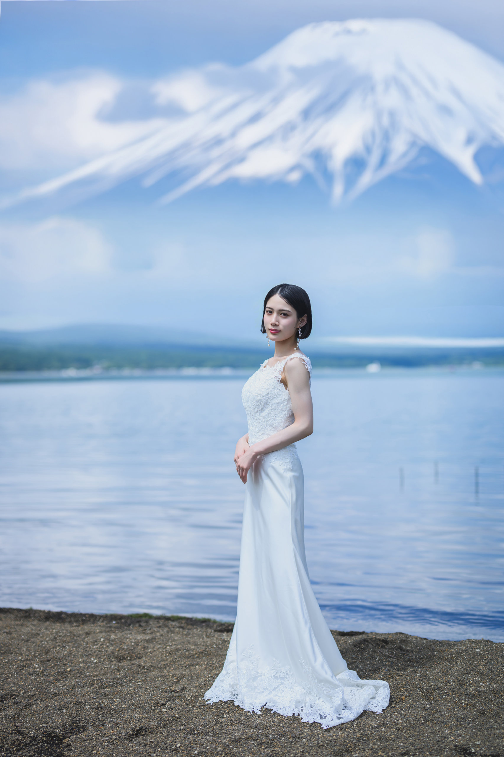 Pre-wedding photography with Mount Fuji in Japan