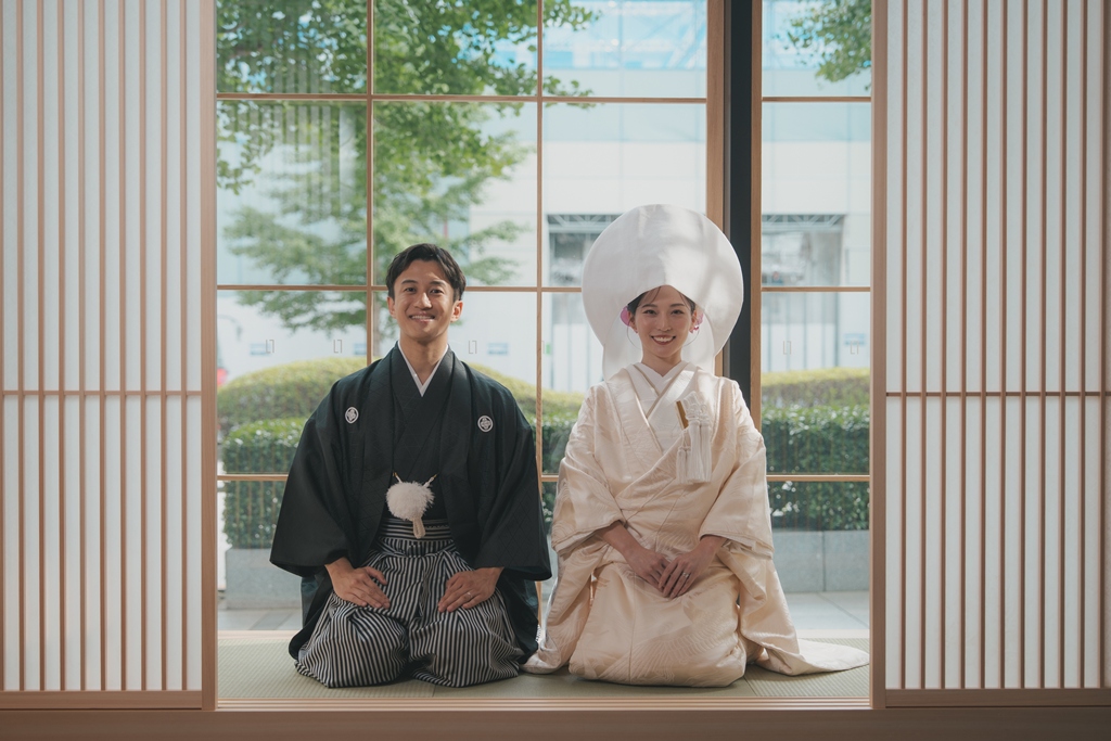 Kimono selection for Asakusa and Tokyo Skytree — the contrasting environments of ancient Asakusa and modern Skytree create different visual contexts for kimono colors