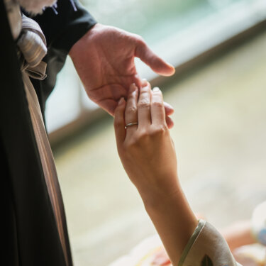 Natural Smiles, Beautiful Memories: A Pre-Wedding Photoshoot at Mejiro Garden and Kasai Rinkai Park