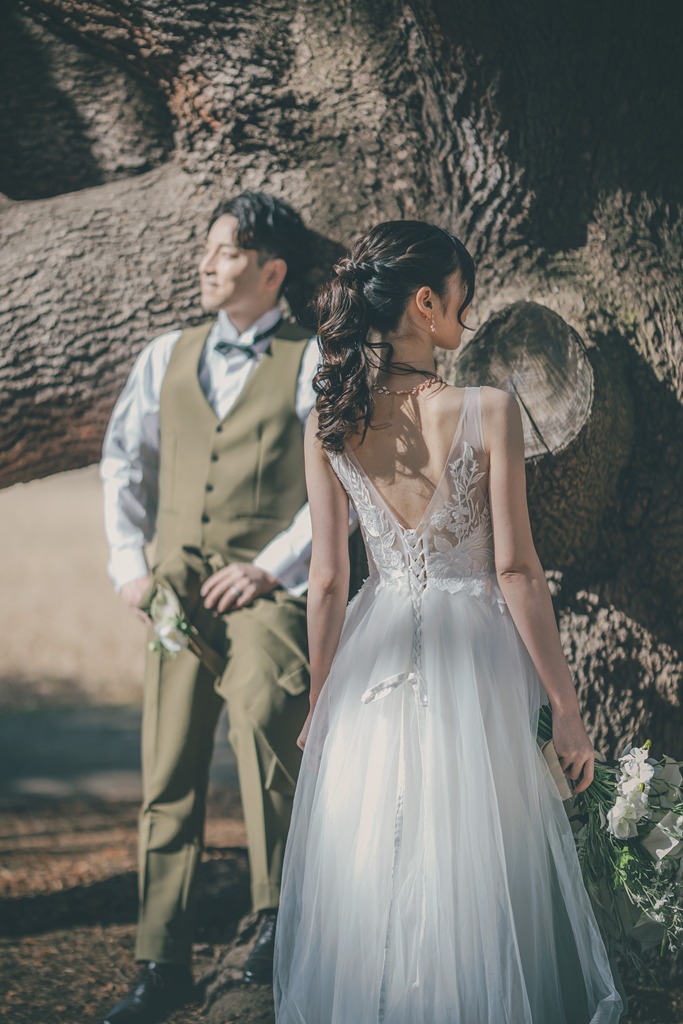 Wedding Avenue's pre-wedding shoot at Kinuta Park Tokyo — 200 photos delivered with no extra charge, color retouching included