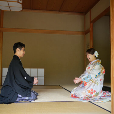 Natural Smiles, Beautiful Memories: A Pre-Wedding Photoshoot at Mejiro Garden and Kasai Rinkai Park