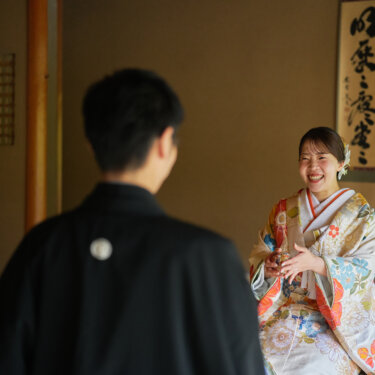 Natural Smiles, Beautiful Memories: A Pre-Wedding Photoshoot at Mejiro Garden and Kasai Rinkai Park